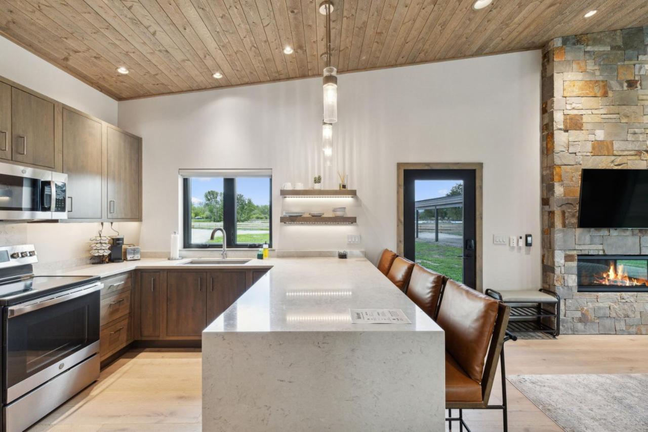 Mara Luxury Cabin- Maple Hamilton المظهر الخارجي الصورة